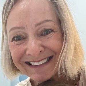 Meet your Posher, Debra